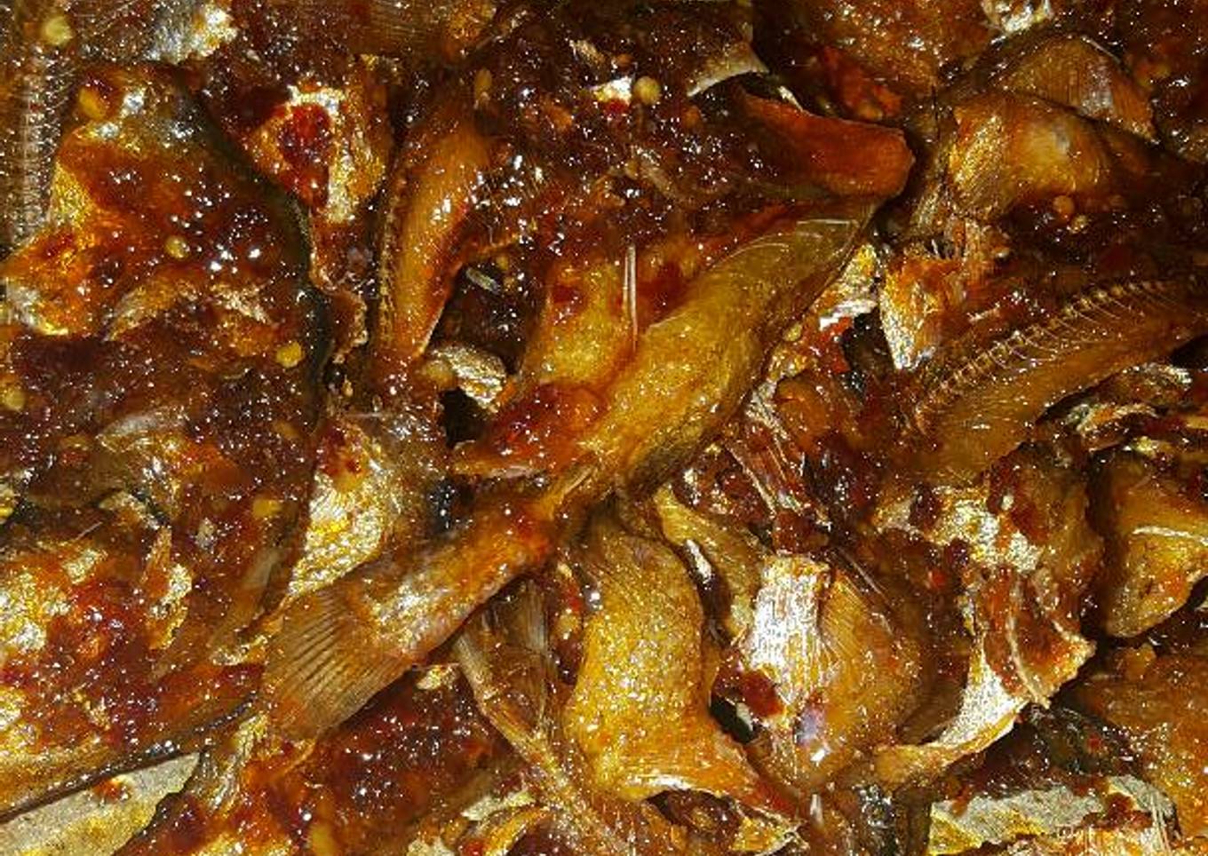Balado Ikan Asin Lais