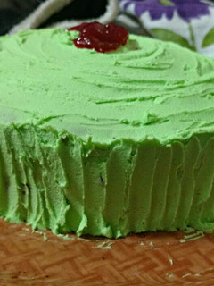 A picture of Gondhoraj cake.