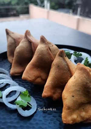 A picture of Samosa.