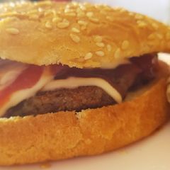 A picture of Bean patty burger💝.