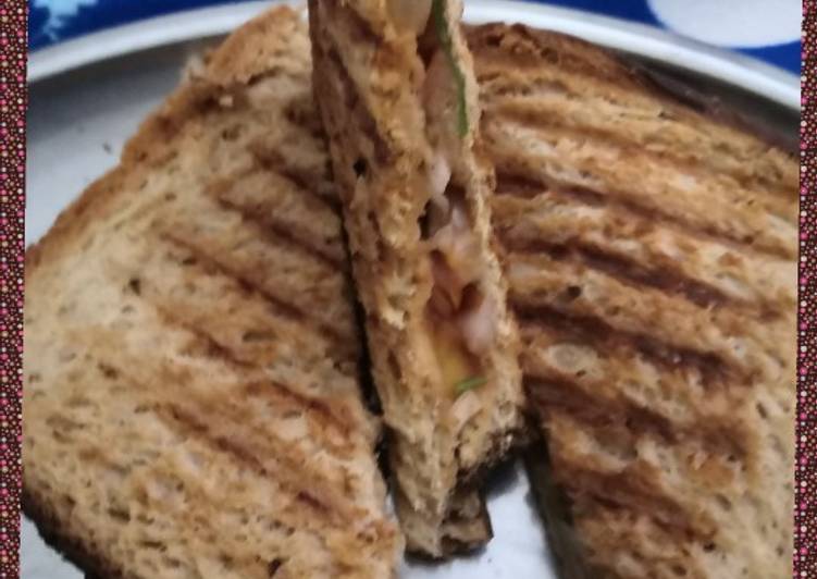 Easy Way to Make Favorite Onion tomato grill sandwhich