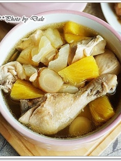 鳳梨苦瓜雞湯 的食譜成品照片