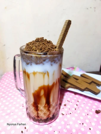 Cara Gampang Membuat Resep Es Susu wafer yang  Bikin Ketagihan Anti Ribet, Uenak Banget