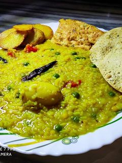 নিরামিষ খিচুড়ি (niramish khichuri Recipe in Bengali) রেসিপির প্রধান ছবি