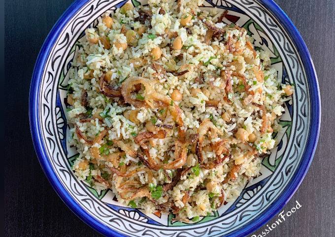 Riz sauvage & basmati avec pois chiches, raisins secs et herbes  Ottolenghi @4PassionFood #healthy