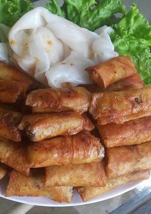 Hình của món Chả giò khoai môn tôm thịt.