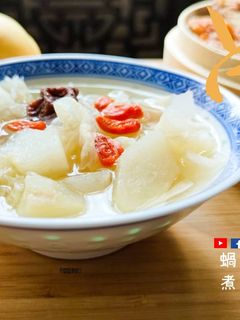 湯水篇|吊梨湯 潤喉 清熱 秋天必飲 老北京甜水 (附影片) 的食譜成品照片