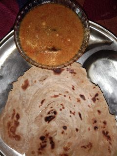 சப்பாத்தி பரோட்டா & வெஜ் சால்னா(Chapathi parrota&salna) செய்முறை முக்கிய புகைப்படம்