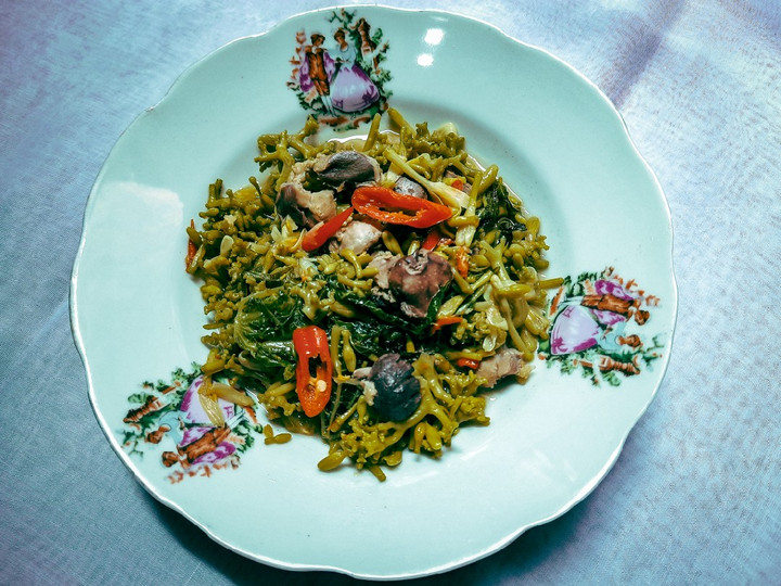 Bagaimana Membuat Tumis bunga pepaya ati ampela saus tiram Anti Gagal