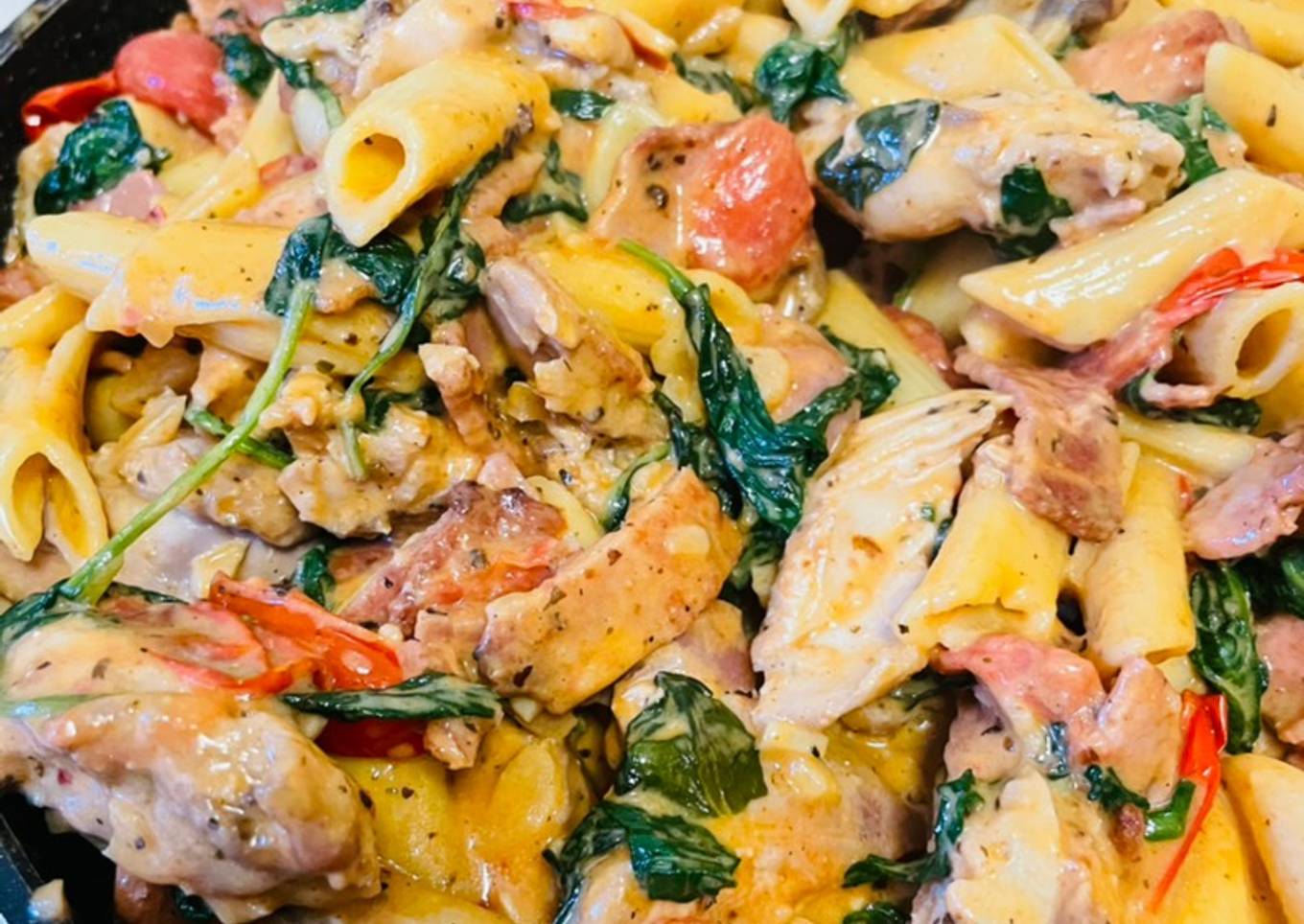 Creamy chicken and bacon pasta (Resep No. 105)