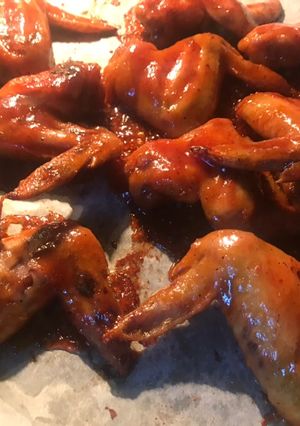 Una foto de Alitas BBQ Miel