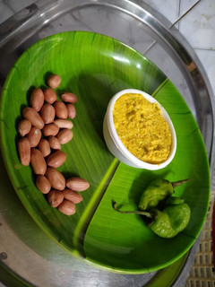 राजकोट की प्रख्यात चटनी(rajkot ki prakhyat chutney recipe in hindi) रेसिपी मुख्य फोटो