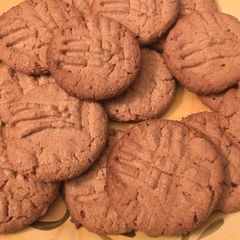 A picture of Magic Peanut Butter cookies.