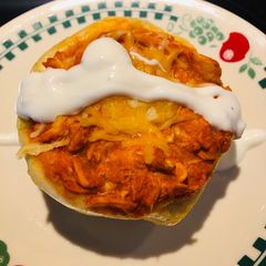 A picture of Spicy 🥵 Buffalo Chicken 🐔 Cups.