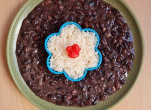 Una foto de Arroz com feijão 🇧🇷 Arroz con frijoles/porotos