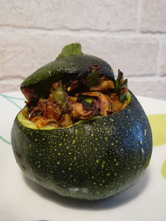 Una foto de Calabacín relleno