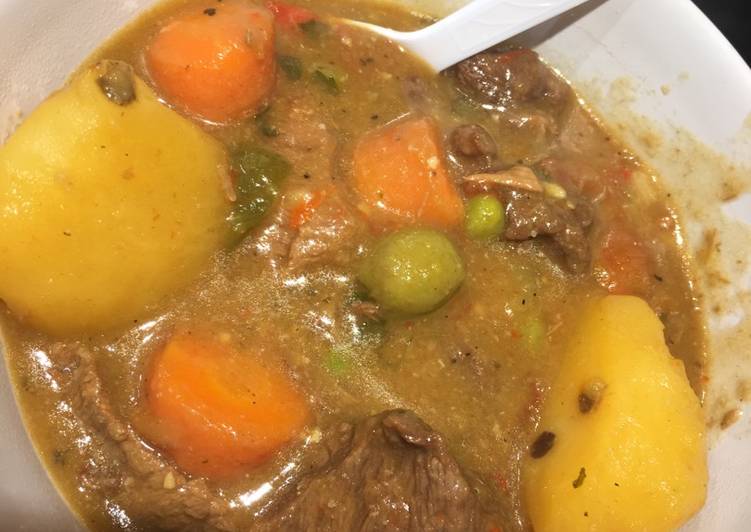How to Prepare Any-night-of-the-week P-lo&#39;s Carne Guisado 👈  🏼Spanish Beef stew