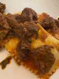 Ravioli com molho de filé mignon