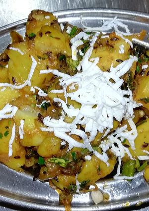 A picture of Dry dum alloo.