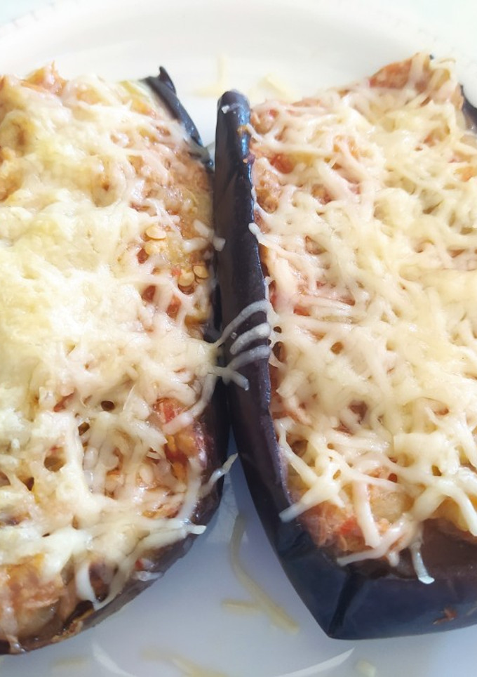 Una foto de Berenjenas rellenas de atún, en microondas