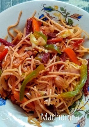A picture of Veg Chowmein.