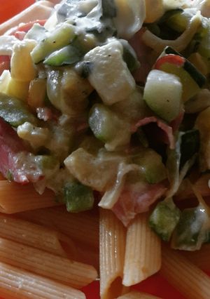 Une photo de Pâte au blé complet courgette bacon lait de coco
