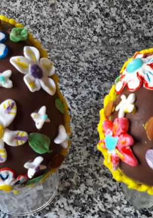 Una foto de Huevos de Chocolate tipo kinder 🐰🥚