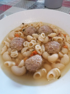 Una foto de 27. Sopa de albóndigas