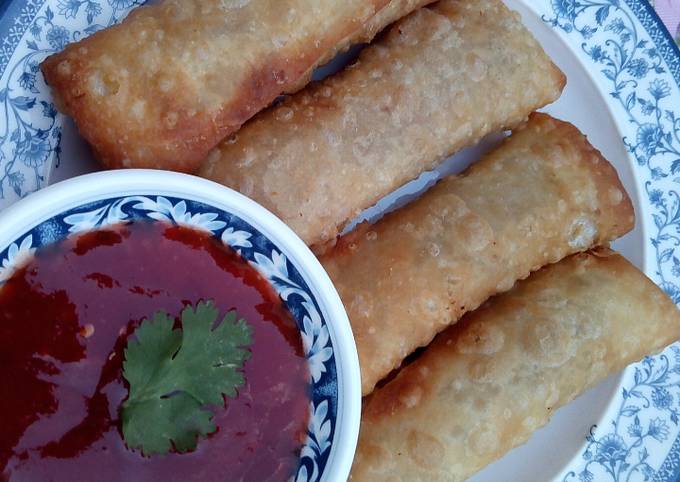 Step-by-Step Guide to Prepare Super Quick Homemade Chicken and
Vegetables Spring Rolls