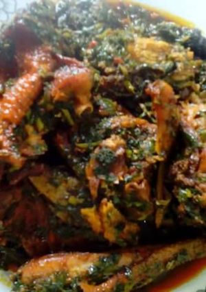 A picture of Vegetable soup with peri wrinkle.