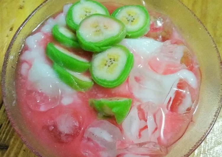 Resep Es Pisang Ijo Kulit Dadar Teflon Oleh Hutami Putri Cookpad