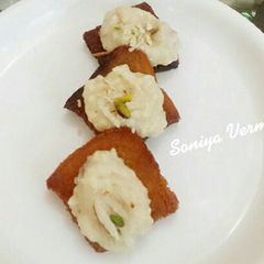 A picture of Shahi Tukda.