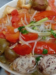Hình của món Bún riêu.