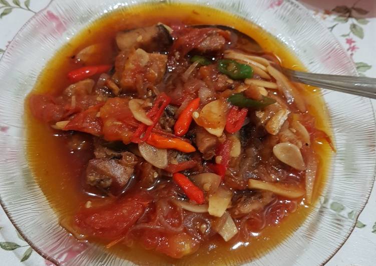 Cara Gampang mengolah Sambal Goreng Ikan Asin yang nikmat