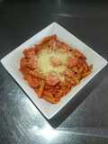 Penne Rigate en Salsa de Camarones a la Diabla