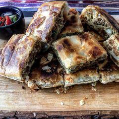 A picture of Meatless Martabak Telur.