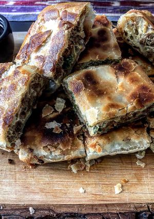 A picture of Meatless Martabak Telur.