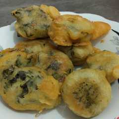 รูปของ Rolade Daun Singkong