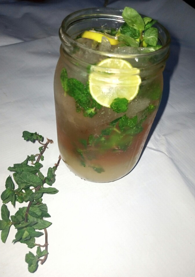 A picture of Simple mocktail.