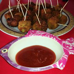 Potato bread pakora A picture of Potato bread pakora.