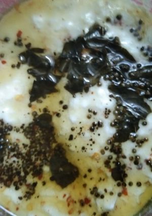 A picture of Hung Curd and Mustard Dip.
