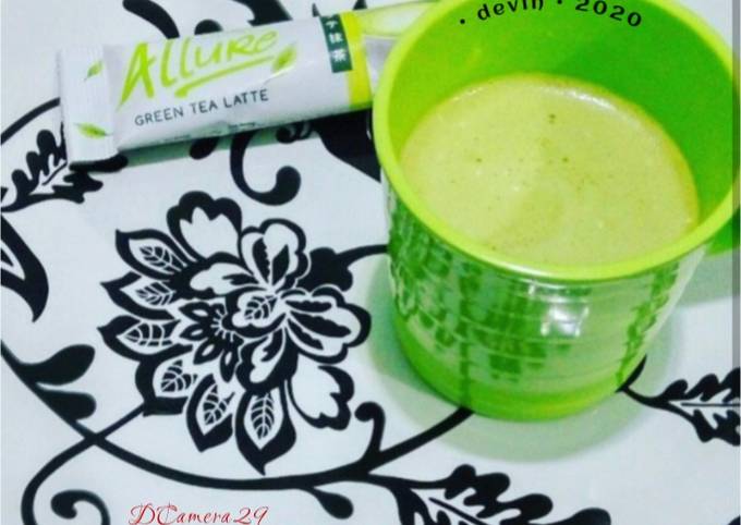 Wajib coba! Resep membuat 34. Allure Green Tea Latte yang menggugah selera