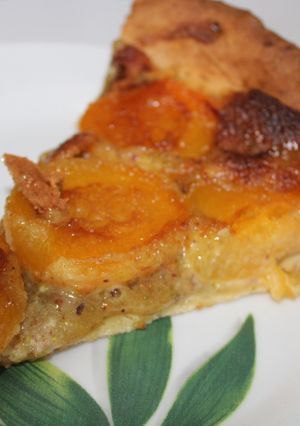Une photo de Tarte aux abricots amande pistache