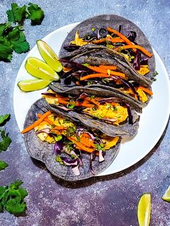 A picture of Buffalo Chicken Tacos.