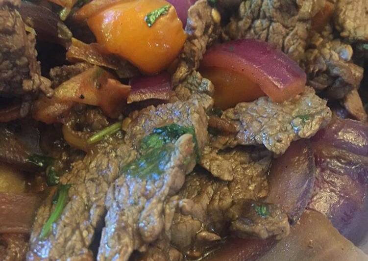 Lomito saltado