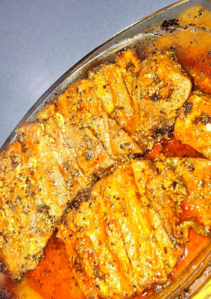 Una foto de "Costillas al horno adobadas con un toque de mostaza y miel"