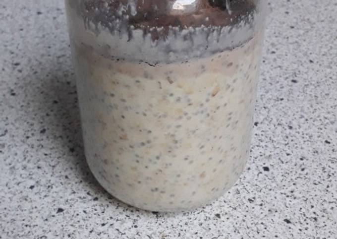 Pudding de chia de banane et noisette