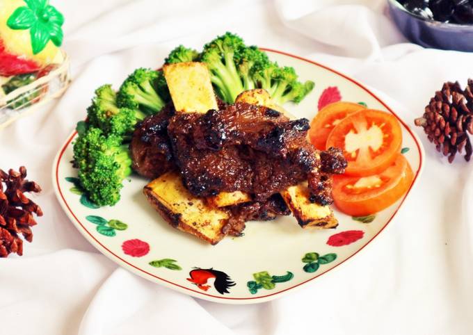 Standar Resep memasak Iga Bakar Bumbu Jintan dan Madu dijamin lezat