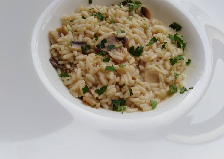 Steps to Make Quick Risotto ai funghi