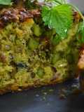 Cake aux orties, asperges vertes et lardons